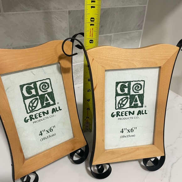 Pair of 4x6 photo frames wood & metal EUC! - Picture 6 of 7